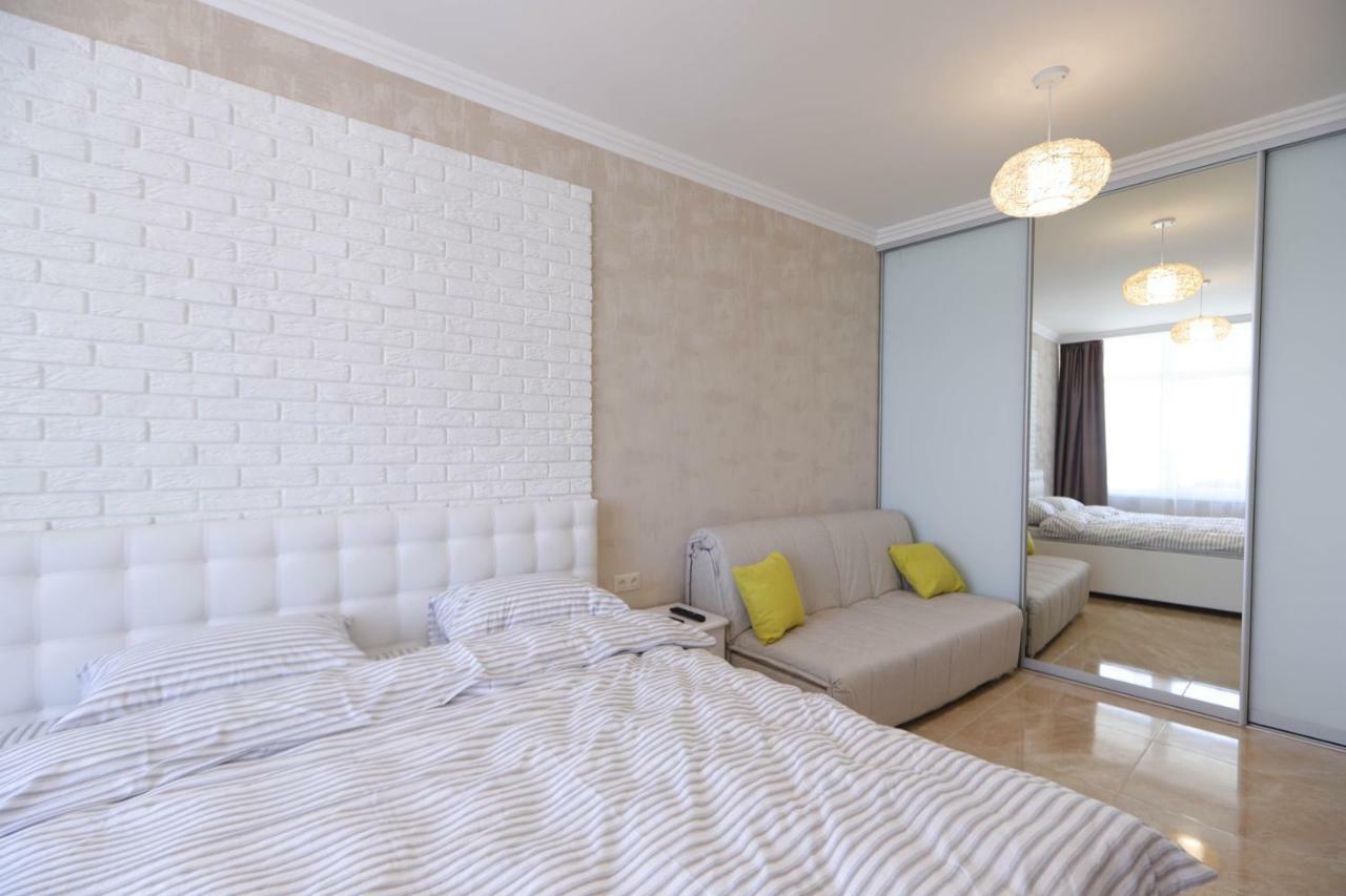 Arcadia New Apartments Odessa Exterior foto